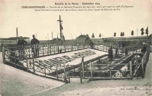 AK / Ansichtskarte Fere-Champenoise Epernay 51 Marne Tombe de 21 Soldats Francais Bataille de la Marne Grande Guerre 1. Weltkrieg