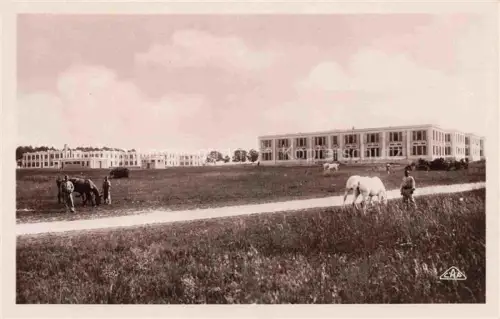 AK / Ansichtskarte Camp de Bouy Les nouveaux bâtiments de l'aviation