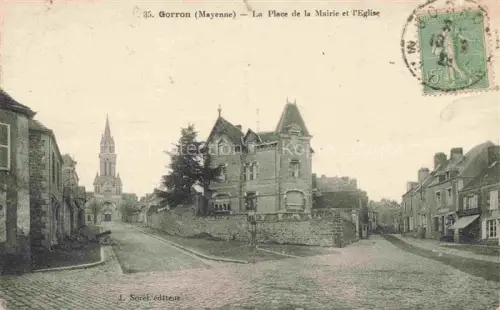 AK / Ansichtskarte Gorron Mayenne 53 Mayenne Place de la Mairie et l'église