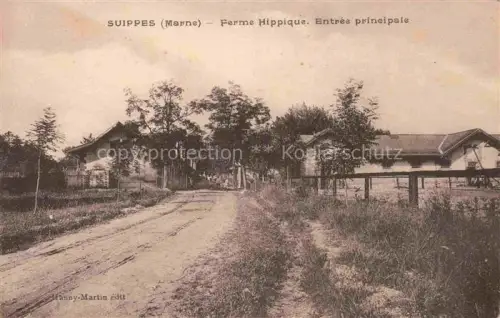 AK / Ansichtskarte Suippes Chalons-en-Champagne 51 Marne Ferme Hippique Entrée principale