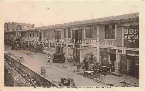 AK / Ansichtskarte LORIENT 56 Morbihan Magasins des Mareyeurs du nouveau port de pêche
