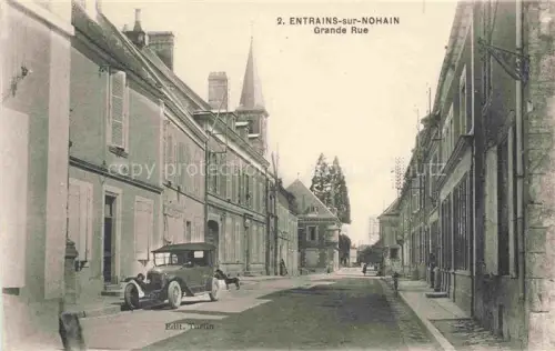 AK / Ansichtskarte Entrains-sur-Nohain Clamecy 58 Nievre Grande Rue