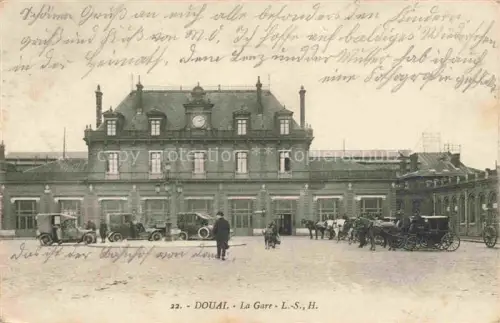 AK / Ansichtskarte DOUAI 59 Nord La gare Bahnhof Feldpost