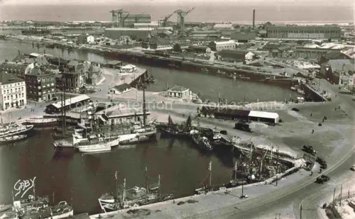 AK / Ansichtskarte DUNKERQUE Duenkirchen 59 Nord Vue générale aérienne sur le port rive droite