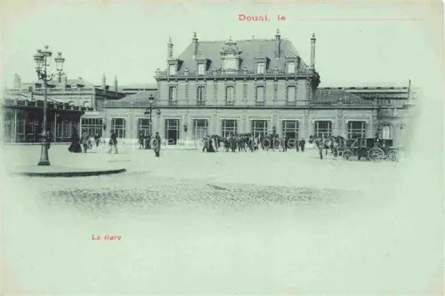 AK / Ansichtskarte DOUAI 59 Nord La gare Bahnhof