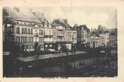 AK / Ansichtskarte DOUAI 59 Nord Place du Marché Marktplatz