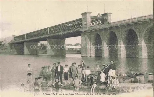 AK / Ansichtskarte LORIENT 56 Morbihan Pont du Chemin de Fer et la Passerelle