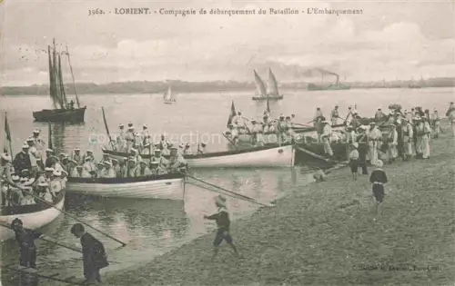 AK / Ansichtskarte LORIENT 56 Morbihan Compagnie de débarquement du Bataillon l'embarquement