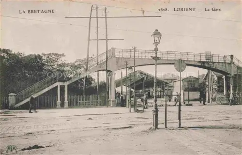 AK / Ansichtskarte LORIENT 56 Morbihan La gare Bahnhof