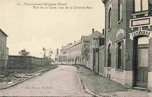 AK / Ansichtskarte Fournes-en-Weppes LILLE 59 Nord Rue de la Gare vue de la Grande Rue