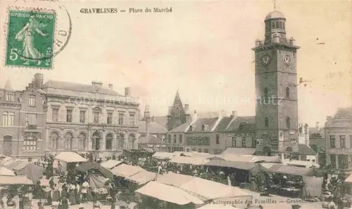 AK / Ansichtskarte Gravelines Dunkerque 59 Nord Place du Marché Tour