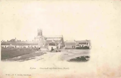 AK / Ansichtskarte Grand-Fort-Philippe Dunkerque 59 Nord Vue générale et l'église