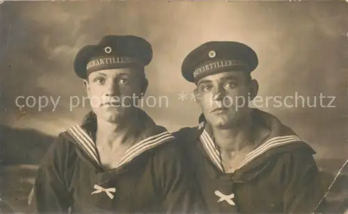 AK / Ansichtskarte Militaria Marine Foto 