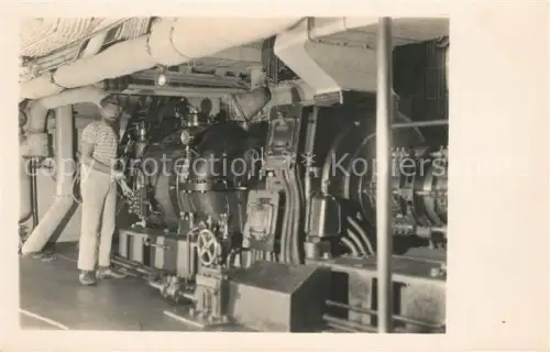 AK / Ansichtskarte Militaria Marine SMS Prinz Eugen Turbo-Generator