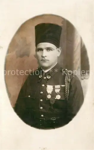 AK / Ansichtskarte 025 Regiment Zouaven ORAN Algerie Foto Soldat Portrait Medailles