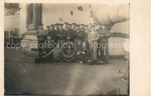 AK / Ansichtskarte Militaria Marine SMS Doerflinger Gruppenfoto