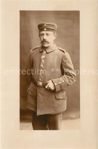AK / Ansichtskarte Harheim Frankfurt Main WK1 Soldat Portrait Foto