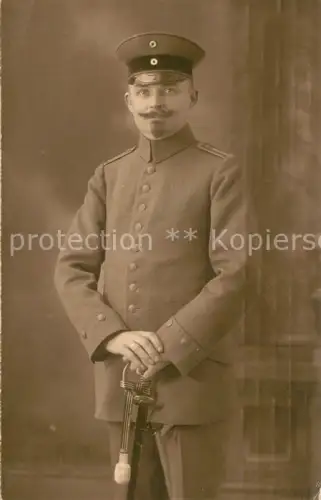 AK / Ansichtskarte 001 Regiment GR 001 Garde Grenadier Berlin WK1 Landwehr Offizier 