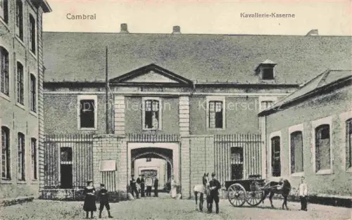 AK / Ansichtskarte CAMBRAI 59 Nord Kavallerie-Kaserne