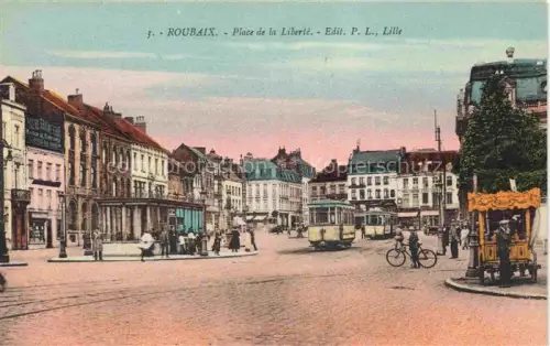 AK / Ansichtskarte ROUBAIX 59 Nord Place de la Liberté Tram