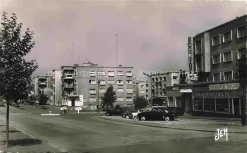 AK / Ansichtskarte Maubeuge Avesnes-sur-Helpe 59 Nord Avenue de la Gare