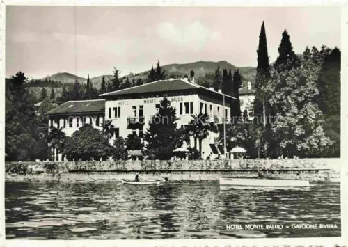 AK / Ansichtskarte Gardone Riviera di Garda IT Hotel Monte Baldo Ansicht vom See aus
