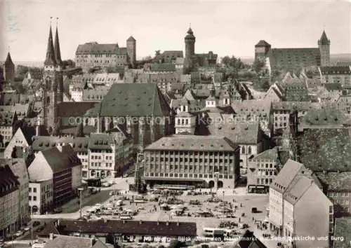 AK / Ansichtskarte NueRNBERG Blick ueber Hauptmarkt zur Sebalduskirche