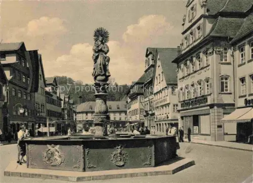 AK / Ansichtskarte Schwaebisch Gmuend BW Marktplatz mit Marienbrunnen