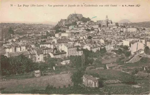 AK / Ansichtskarte LE PUY  en-Velay 43 Haute-Loire Vue generale et facade de la Cathedrale vue cote Ouest