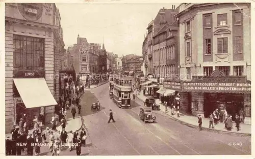 AK / Ansichtskarte Leeds  West Yorkshire UK New Briggate