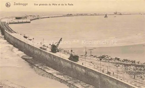 AK / Ansichtskarte ZEEBRUGGE Zee-Brugge Zeebruegge Belgie Vue générale du Môle et de la Rade
