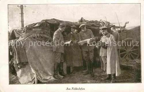 AK / Ansichtskarte Telegraphie Militaria Stab am Feldtelefon Unterstand