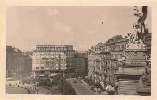 AK / Ansichtskarte Prag  PRAHA Prahy Prague Reichsplatz