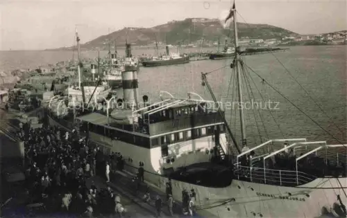AK / Ansichtskarte Ceuta ES Im Hafen