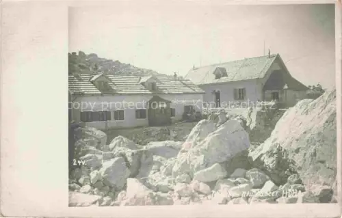 AK / Ansichtskarte Wiener-Neustaedter-Huette Ehrwald Tirol AT Berghaus Alpen