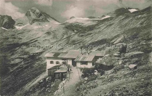 AK / Ansichtskarte Knorrhuette 2051m Zugspitzplatt Garmisch-Partenkirchen Bayern Berghaus Blick gegen Plattkoepfe und Ferner