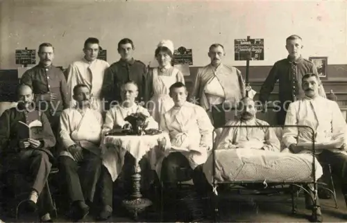 AK / Ansichtskarte ULM  Donau Lazarett WK1 Gruppenfoto 