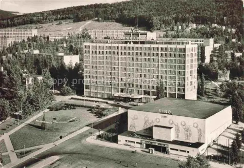 AK / Ansichtskarte Gottwaldov Zlin CZ Hotel Moskva a Velké kino