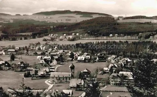 AK / Ansichtskarte Hinterzarten Breisgau-Hochschwarzwald BW Panorama Kurort im Schwarzwald