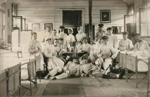 AK / Ansichtskarte Oberwiesenfeld MueNCHEN Bayern Lazarett WK1 Gruppenfoto