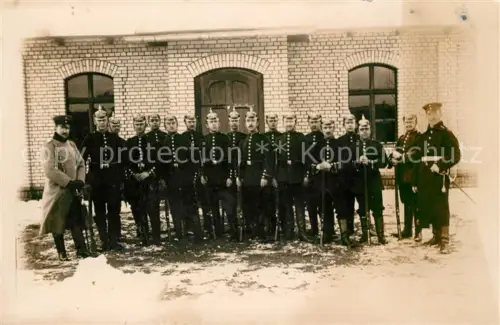 AK / Ansichtskarte Neuhammer Queis Niederschlesien Swietoszow PL Gruppenfoto Soldaten mit Langwaffen