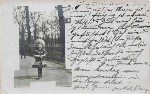 AK / Ansichtskarte Emmenbruecke Hochdorf LU Kleines Maedchen mit Hut im Park