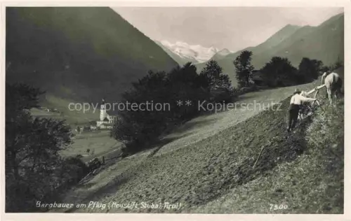 AK / Ansichtskarte Neustift  Stubaital Tirol AT Bergbauer am Pflug Stubaier Alpen