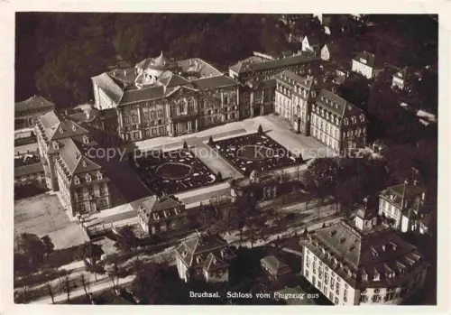 AK / Ansichtskarte BRUCHSAL Baden Schloss Fliegeraufnahme