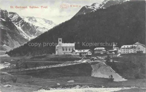 AK / Ansichtskarte St Gertraud Sulden Stilfs Bolzano IT Panorama Ansicht mit Kirche Alpen