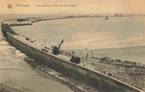 AK / Ansichtskarte ZEEBRUGGE Zee-Brugge Zeebruegge Belgie Vue générale du Môle et de la Rade