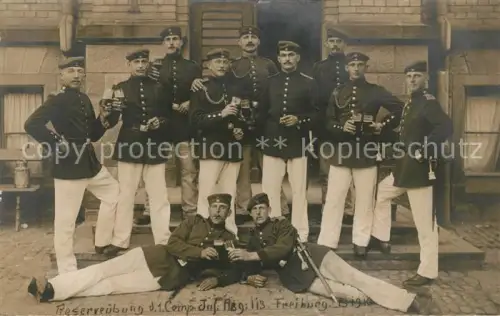 AK / Ansichtskarte 113 Regiment IR 113 Infanterie Freiburg im Breisgau Reserveuebung Gruppenfoto 