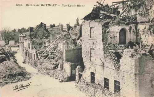 AK / Ansichtskarte Bethune 62 Pas-de-Calais Rue Louis Blanc Ruines Grande Guerre Truemmer 1. Weltkrieg
