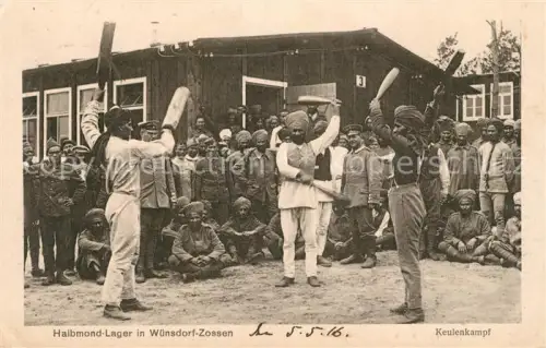 AK / Ansichtskarte POW Kriegsgefangene Militaria Wuensdorf-Zossen Halbmond-Lager Keulenkampf