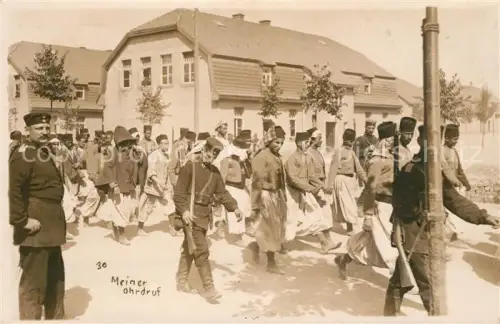 AK / Ansichtskarte POW Kriegsgefangene Militaria Lager Ohrdruf Foto Marsch Nordafrikaner